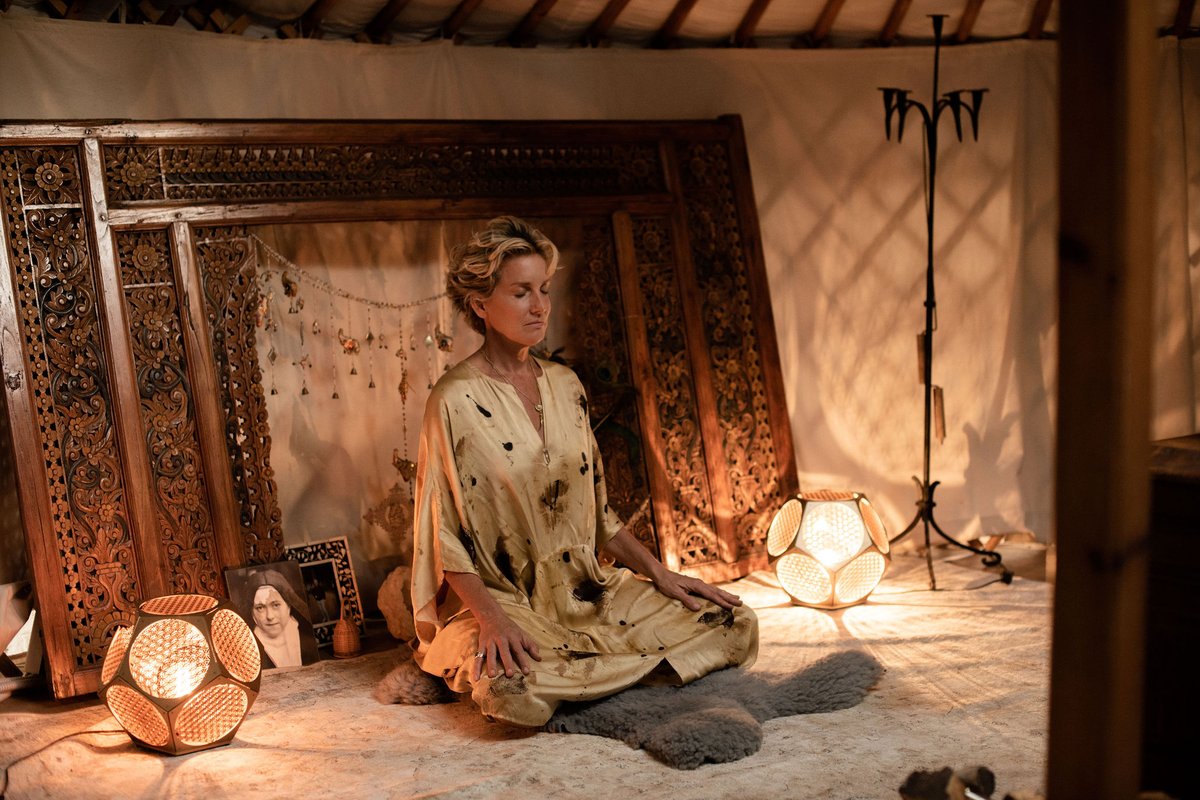 Embodied presence practice